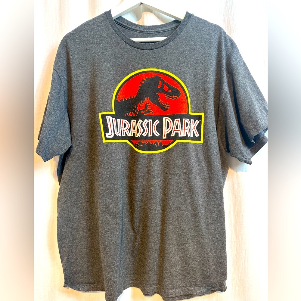 POP-CULTURE T-Shirts - JURASSIC PARK Sz M - GRAY